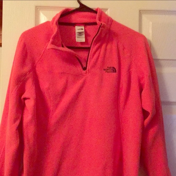 North Face pullover - Picture 2 of 5